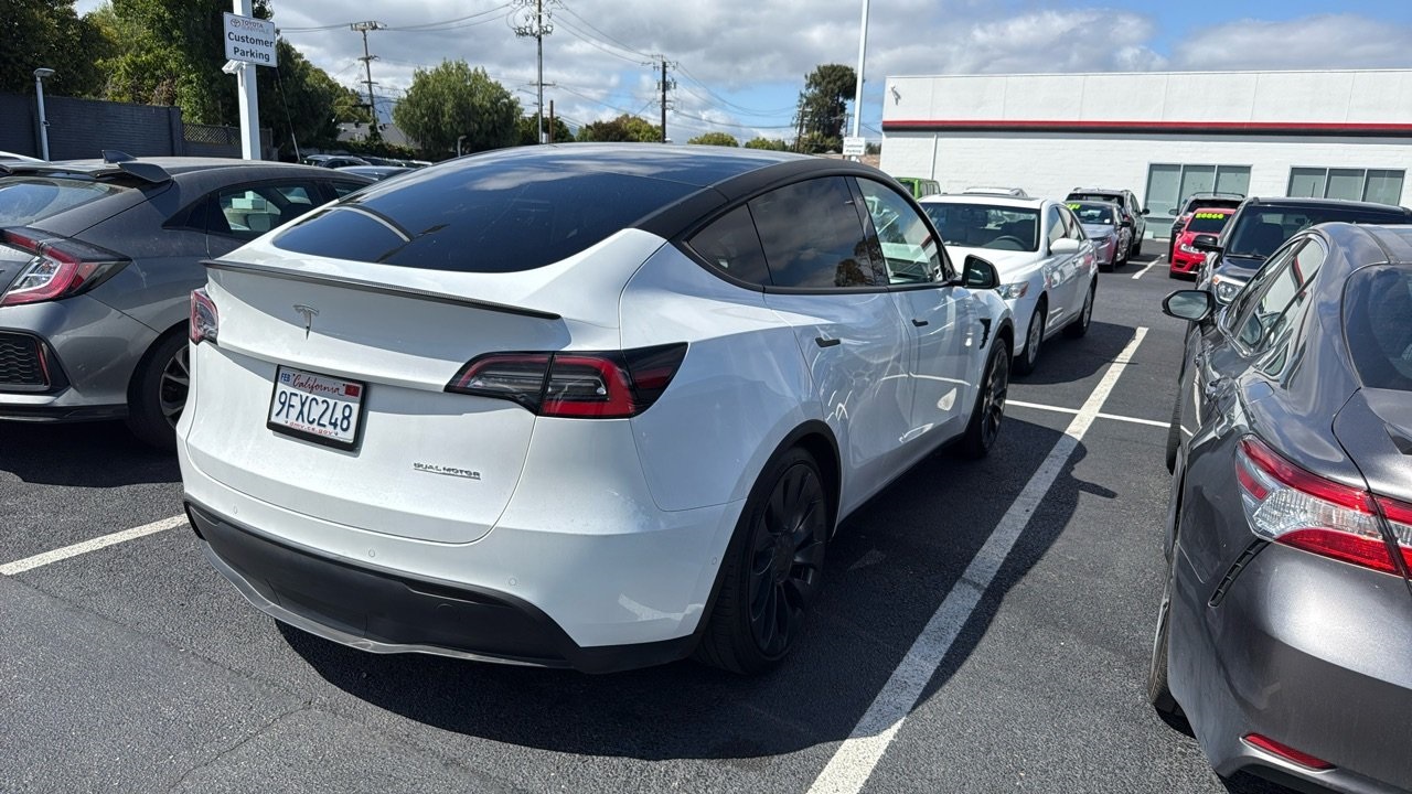 Used 2021 Tesla Model Y Standard Range with VIN 5YJYGDED7MF103361 for sale in Sunnyvale, CA