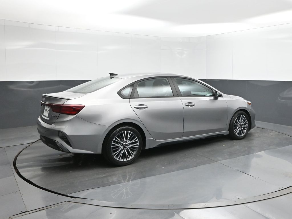 2023 Kia Forte GT-Line photo 10