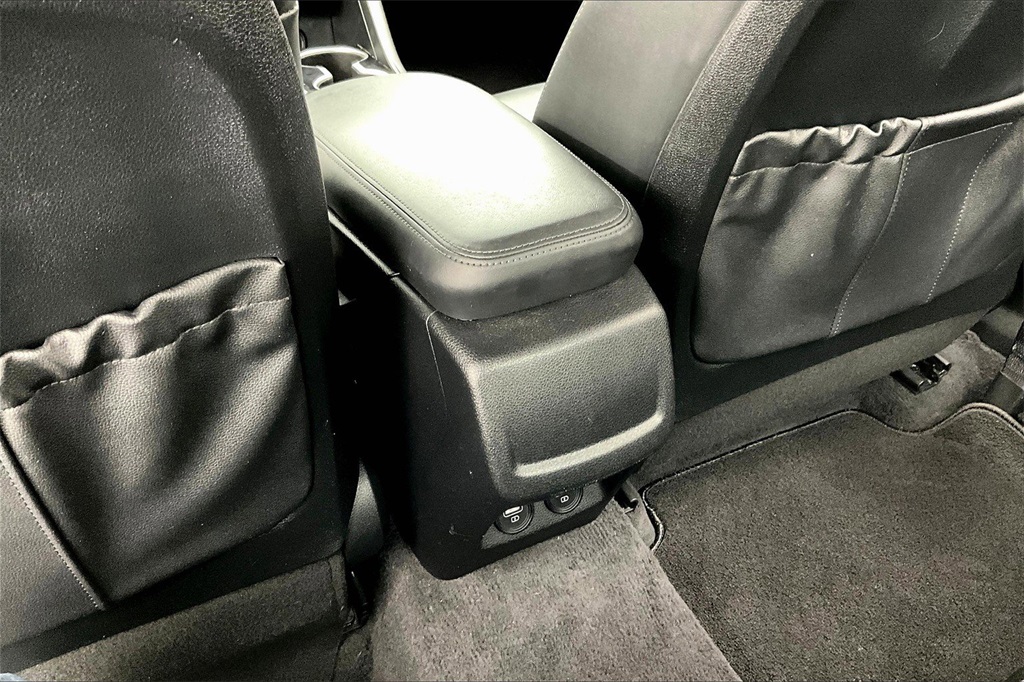 2022 Kia K5 GT-Line photo 32