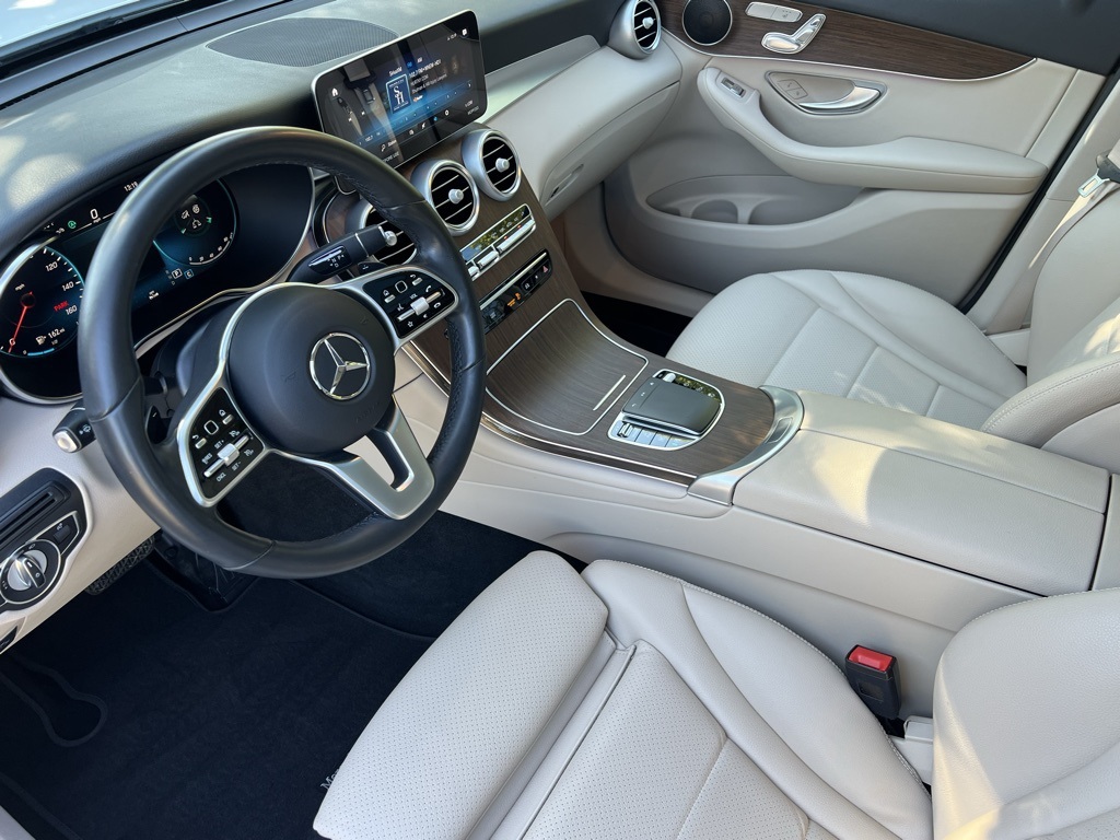 2022 Mercedes Benz GLC 300 4MATIC photo 9