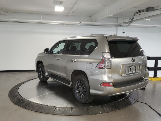 2023 Lexus GX 460 Premium photo 4