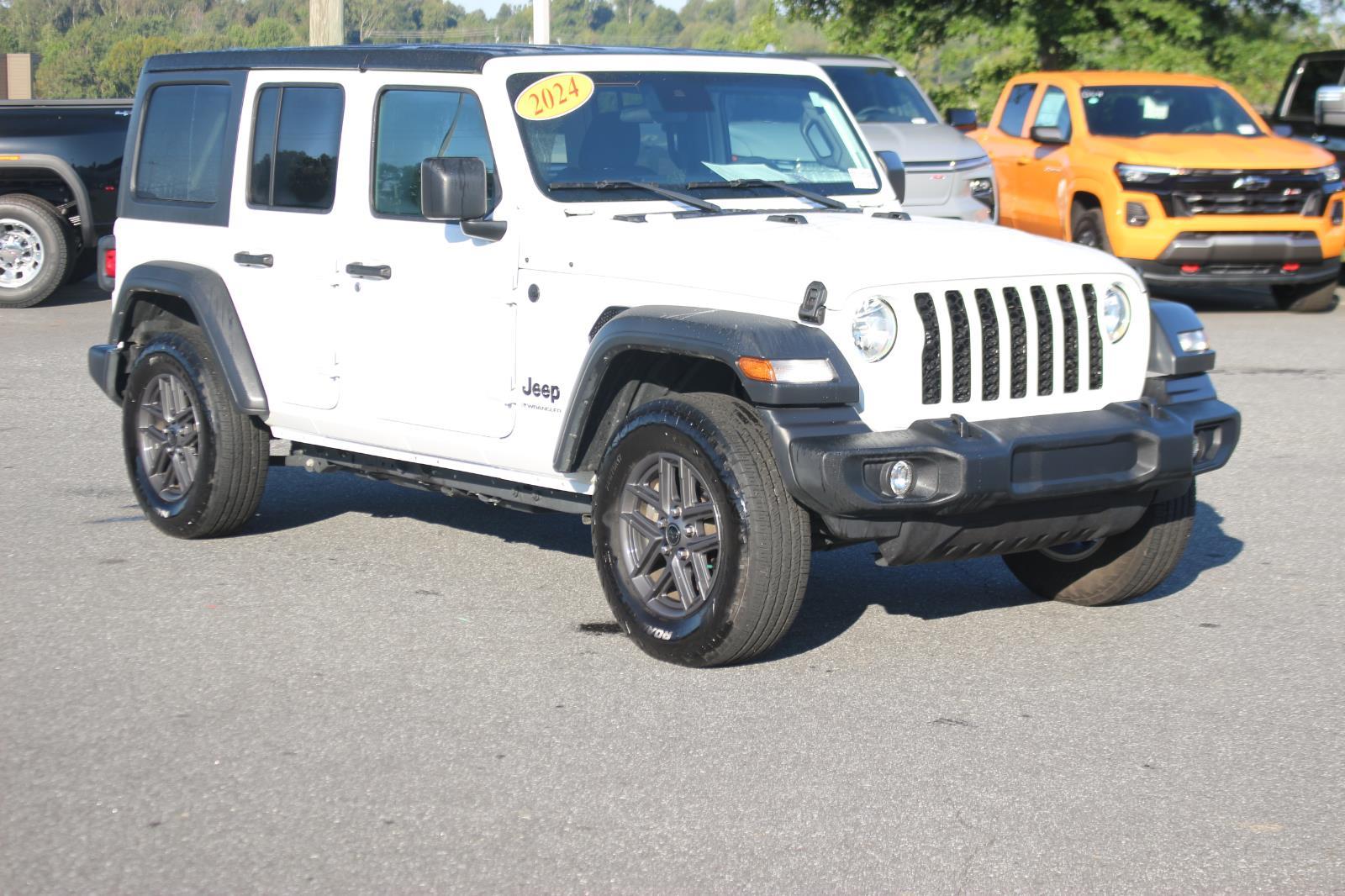 2024 Jeep Wrangler Sport S photo 4