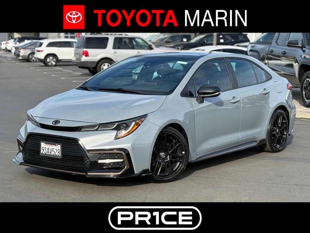 2022 Toyota Corolla XSE's photo