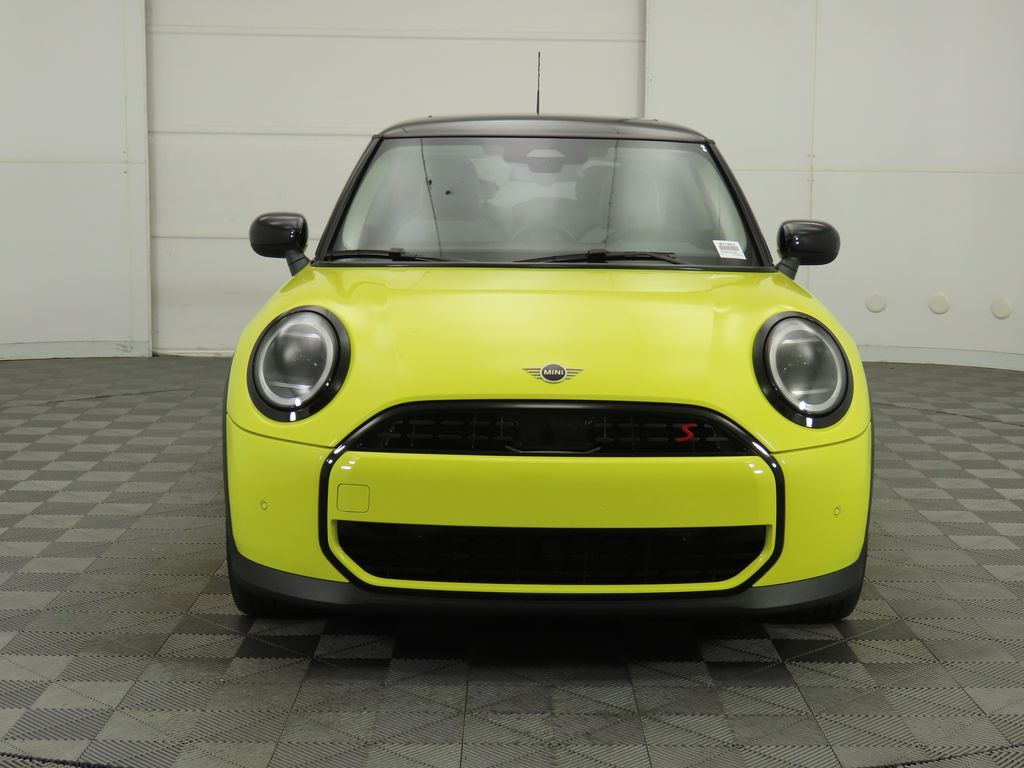 2026 Mini Cooper 2 Door Hardtop Signature photo 2