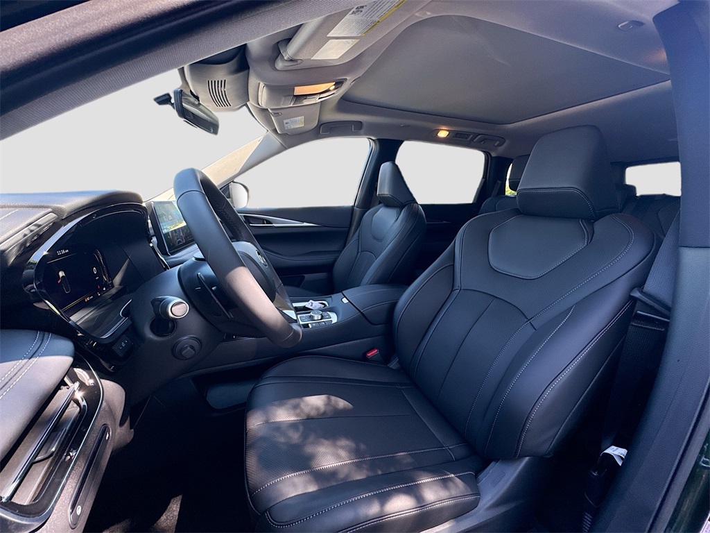 2026 Infiniti QX60 Luxe photo 21