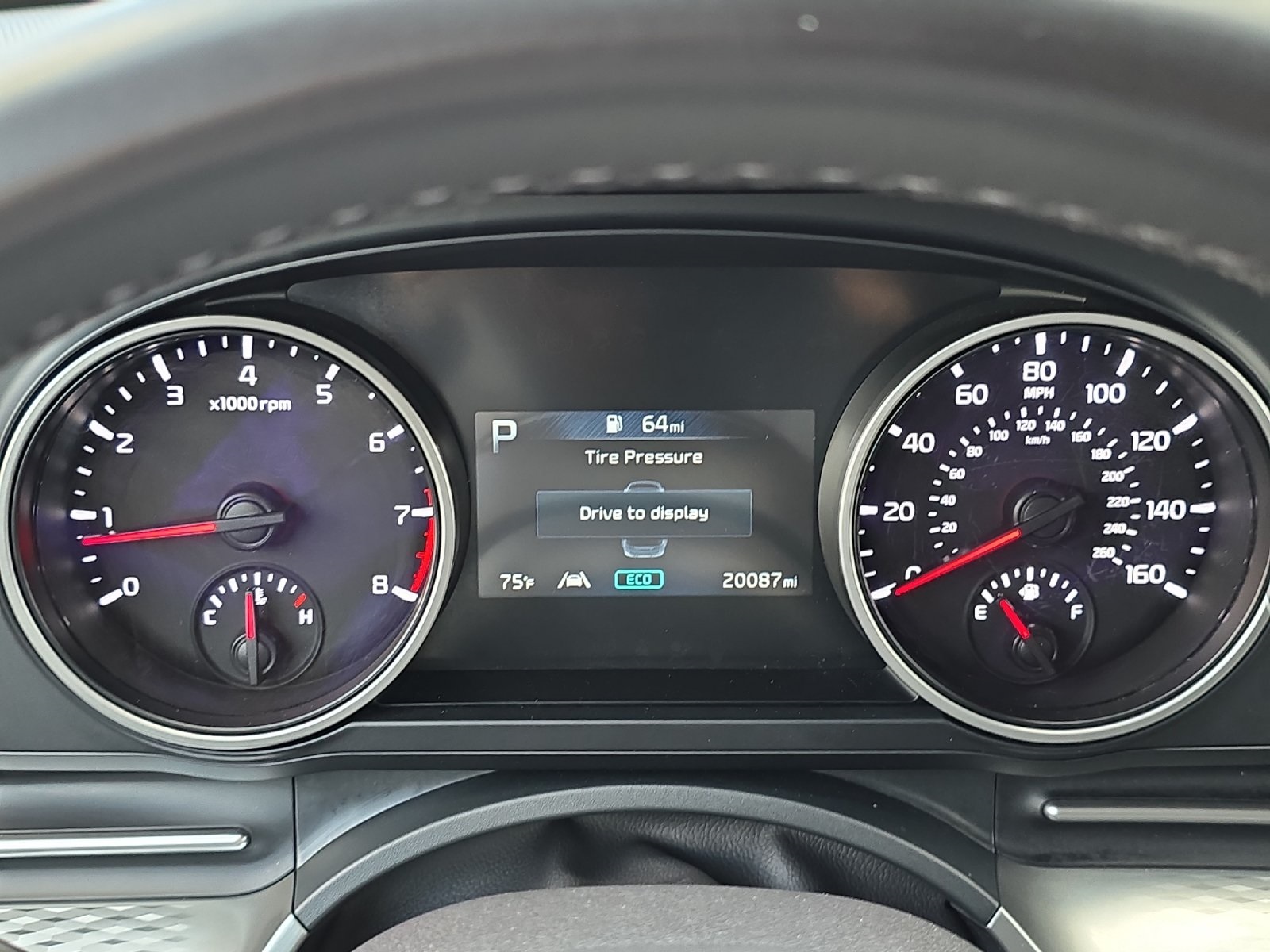 2024 Kia Carnival LX photo 20