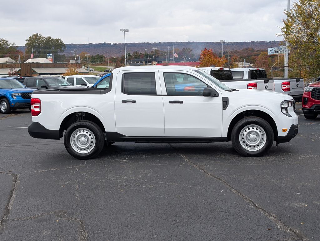 2025 Ford Maverick XL photo 3