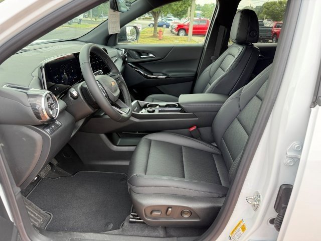 2026 Chevrolet Equinox LT photo 10