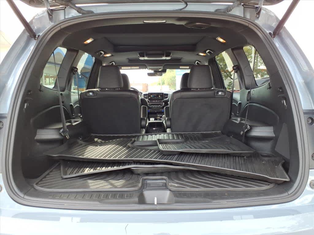 2022 Honda Pilot Black Edition photo 16