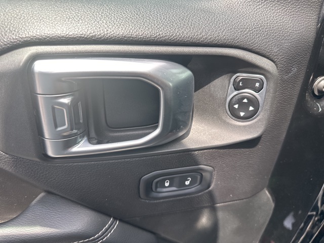 2019 Jeep Wrangler Unlimited Sahara photo 10