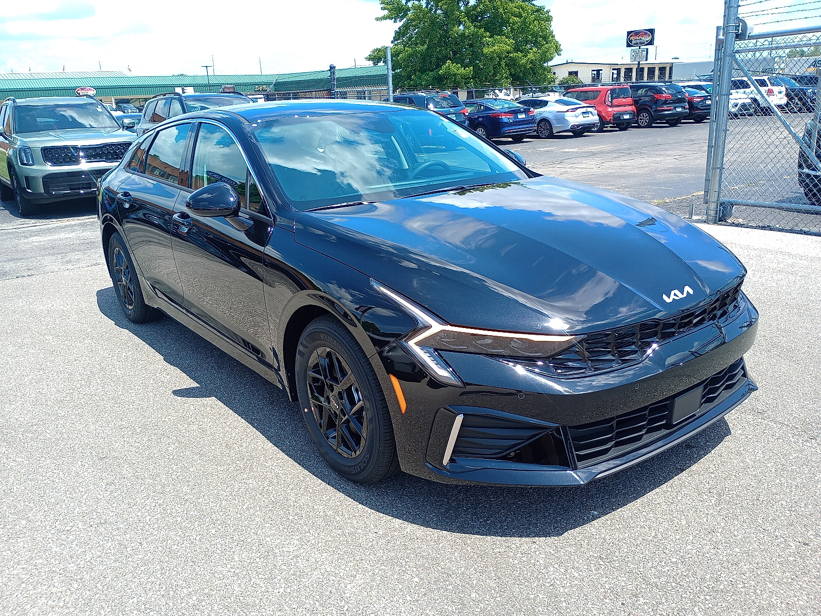 New 2026 Kia K5 LXS FWD 4 DOOR SEDAN in Evansville #672007 | Lou Fusz ...