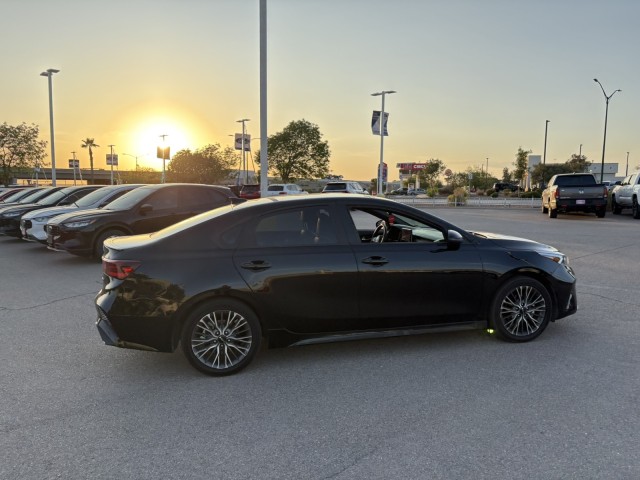 Used 2024  Kia GT-Line image 9