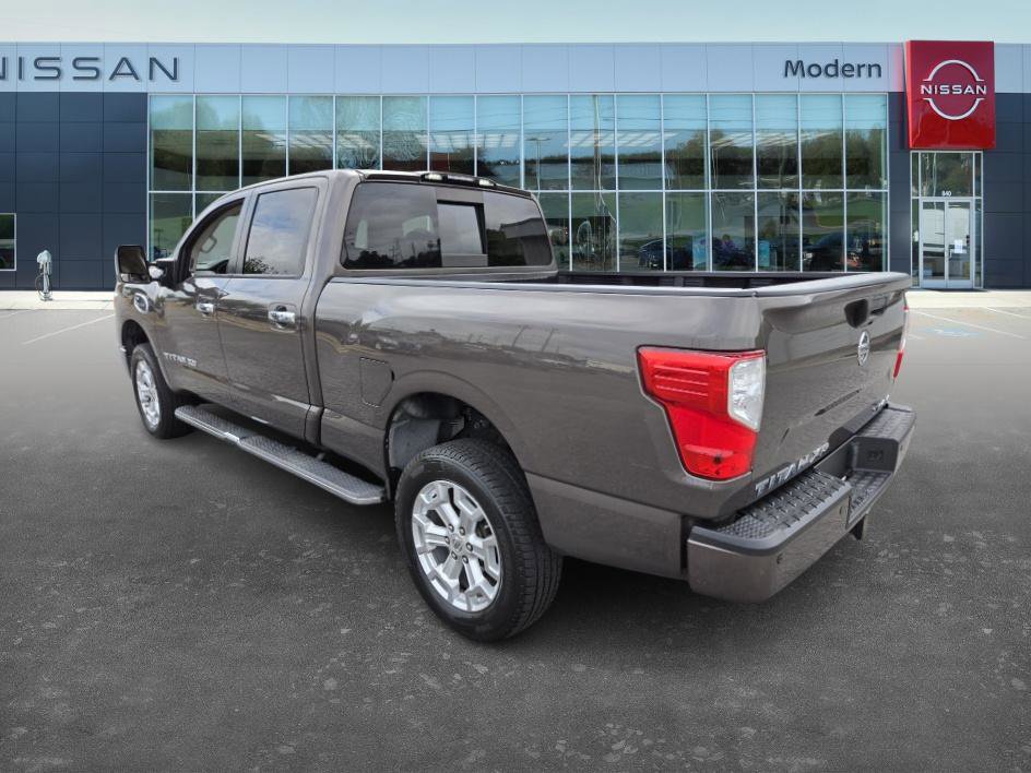 2016 Nissan Titan SV photo 7