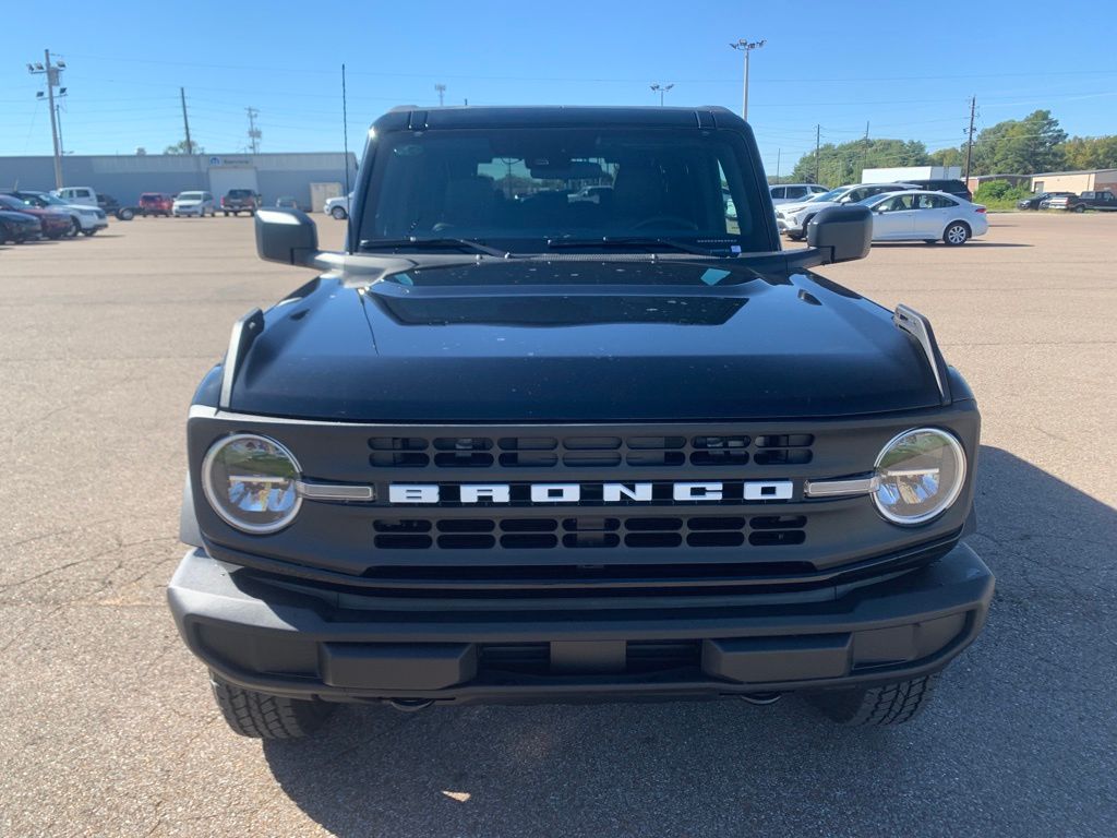 2025 Ford Bronco Big Bend photo 2