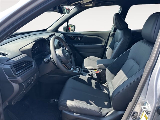 2025 Subaru Forester Touring photo 9