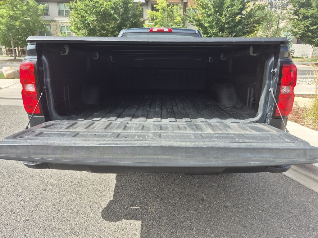2018 Chevrolet Silverado Work Truck LS Base photo 16