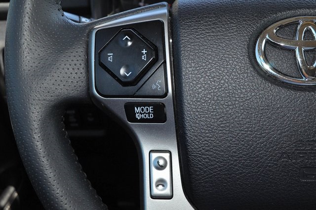 2024 Toyota 4Runner SR5 4WD photo 28
