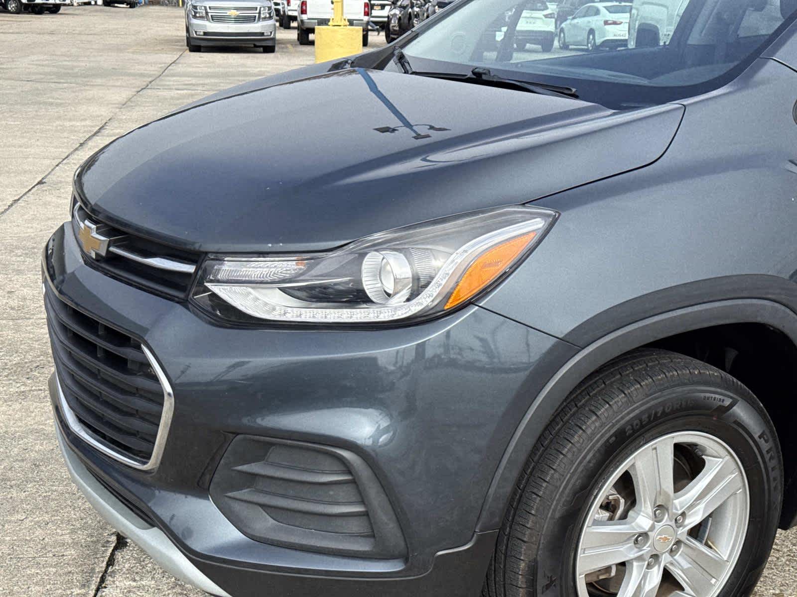 Used 2022 Chevrolet Trax LT with VIN KL7CJPSM9NB566959 for sale in LaPlace, LA