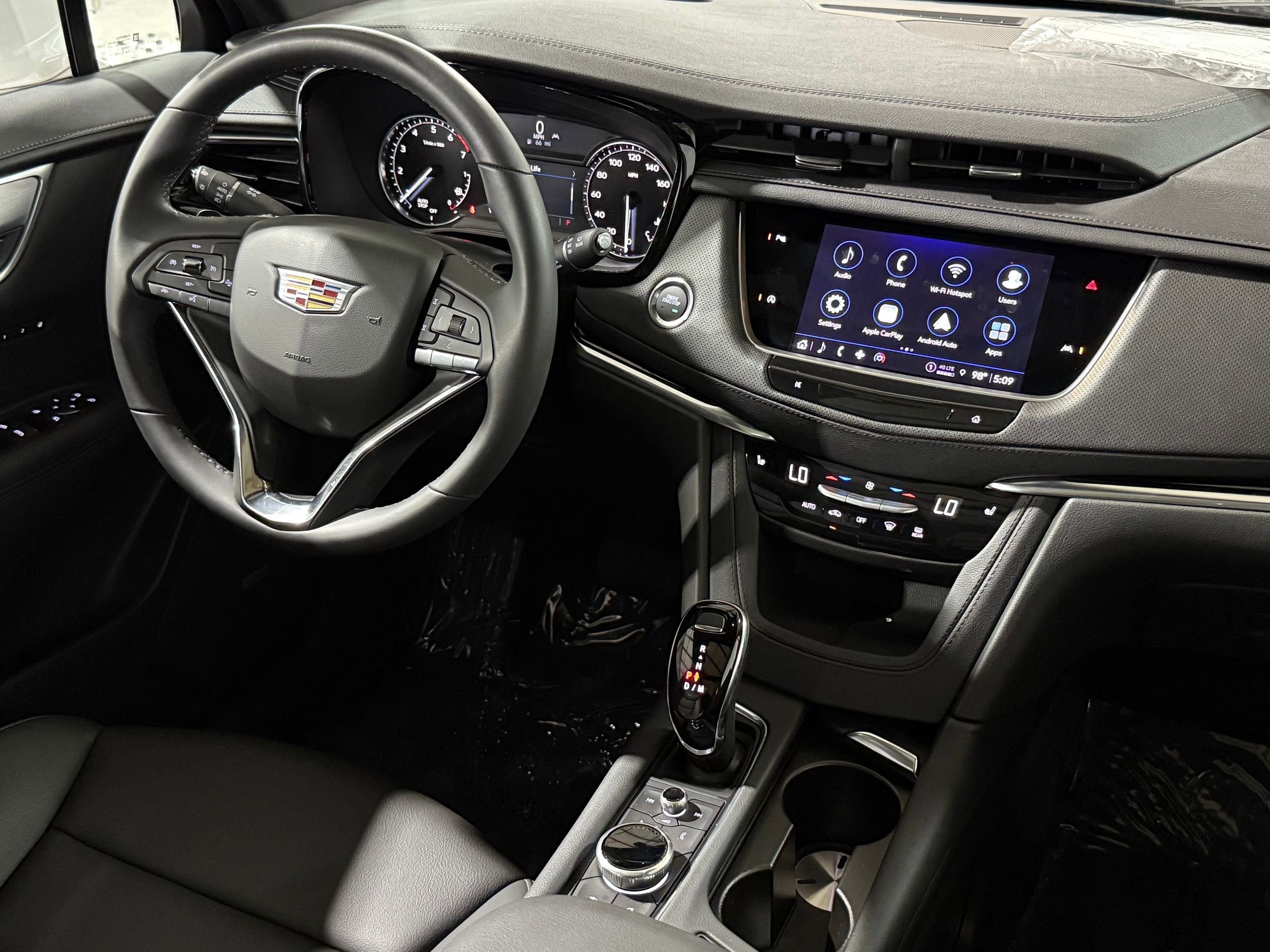 2025 Cadillac XT6 Luxury photo 45