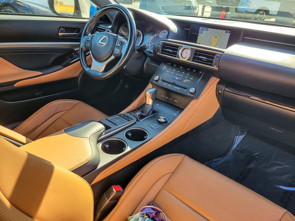 2015 LEXUS RC - Image 26