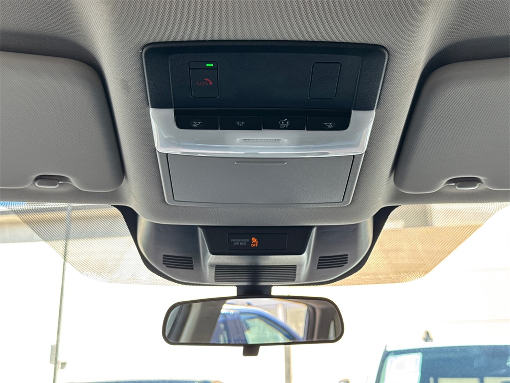 2023 Nissan Rogue SV photo 23