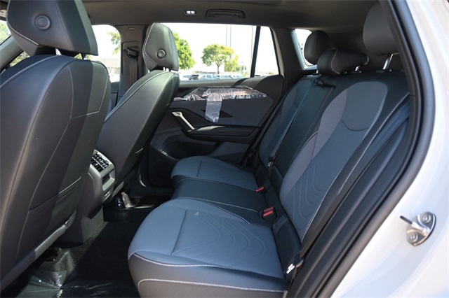 2025 Volkswagen Tiguan SE R-Line Black photo 17