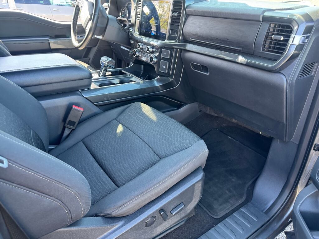 2022 Ford F-150 XLT photo 20