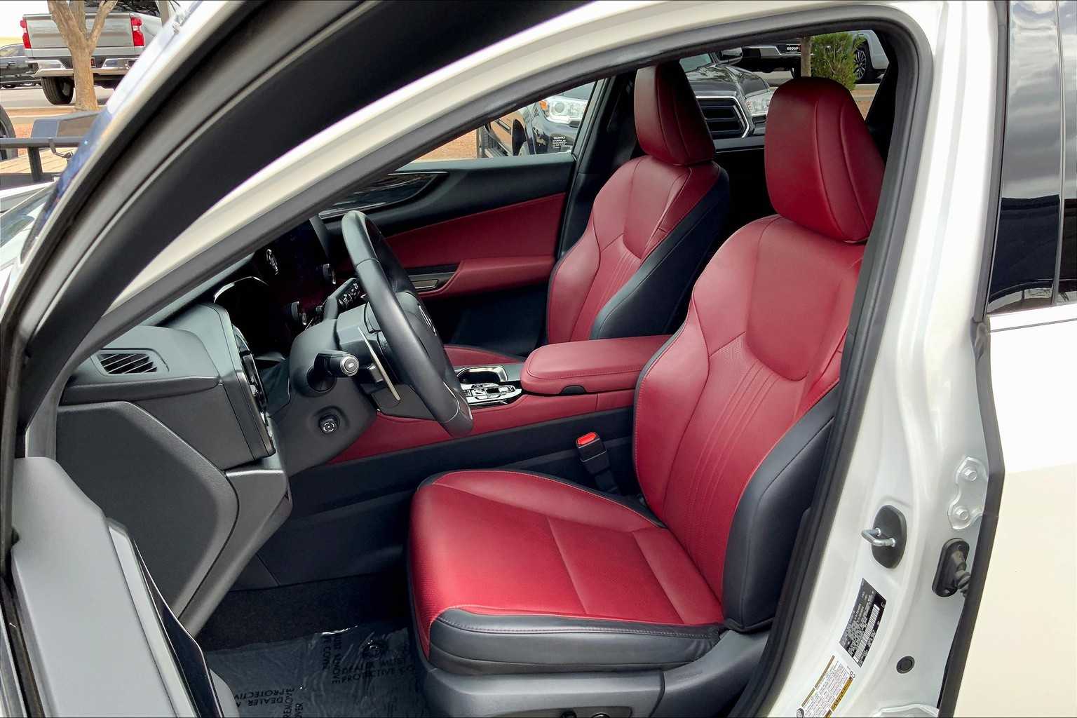 2024 Lexus NX 350 Premium photo 7