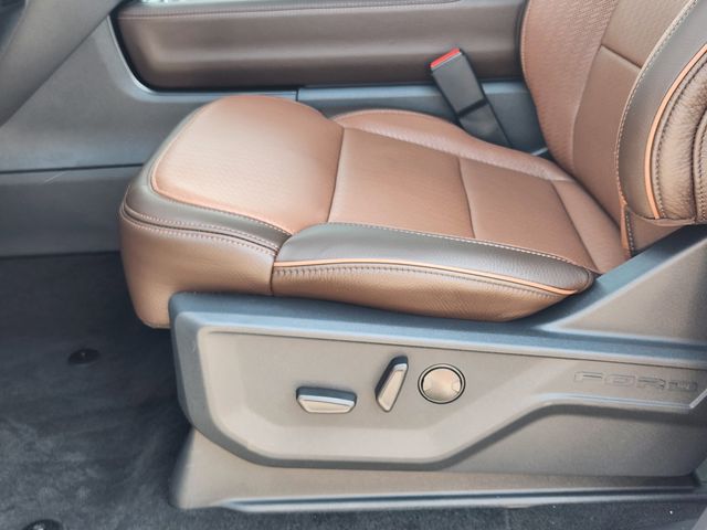 2025 Ford Expedition King Ranch photo 21