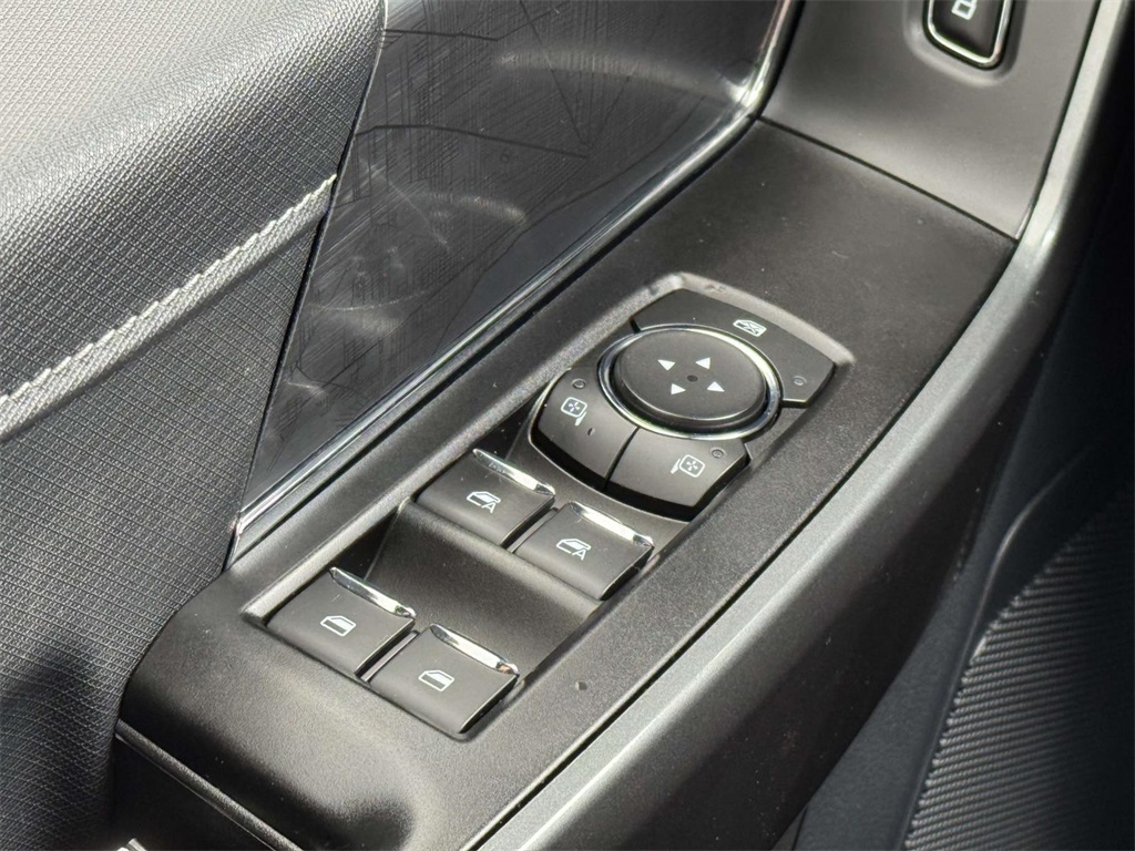 2023 Ford F-150 XLT photo 25