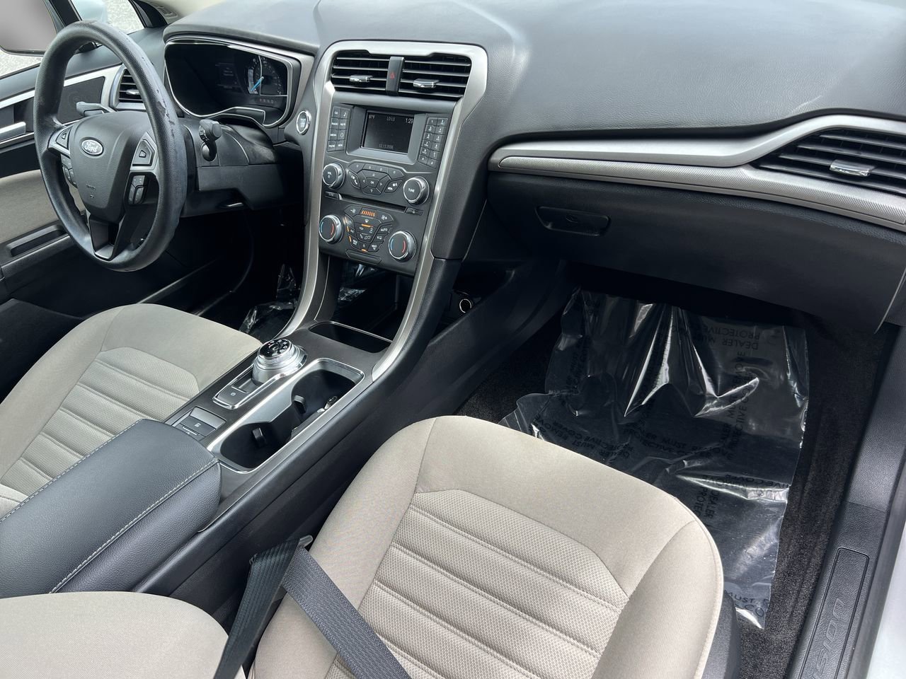 2018 Ford Fusion Hybrid S photo 11