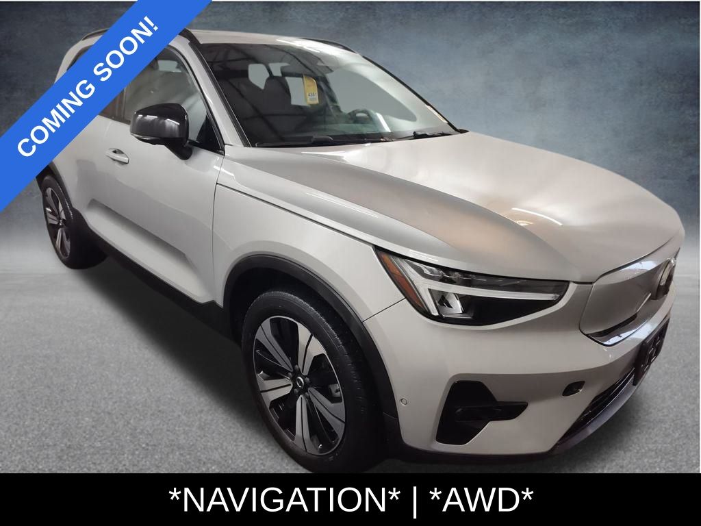 2023 Volvo XC40 Plus