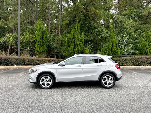 2018 Mercedes Benz GLA 250 4MATIC photo 2