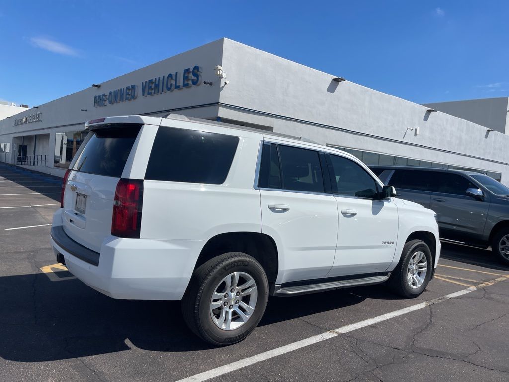 2017 Chevrolet Tahoe LS photo 12