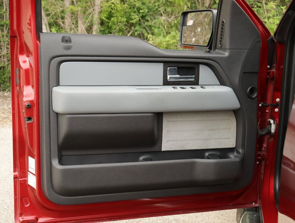 2014 Ford F-150 XL photo 22