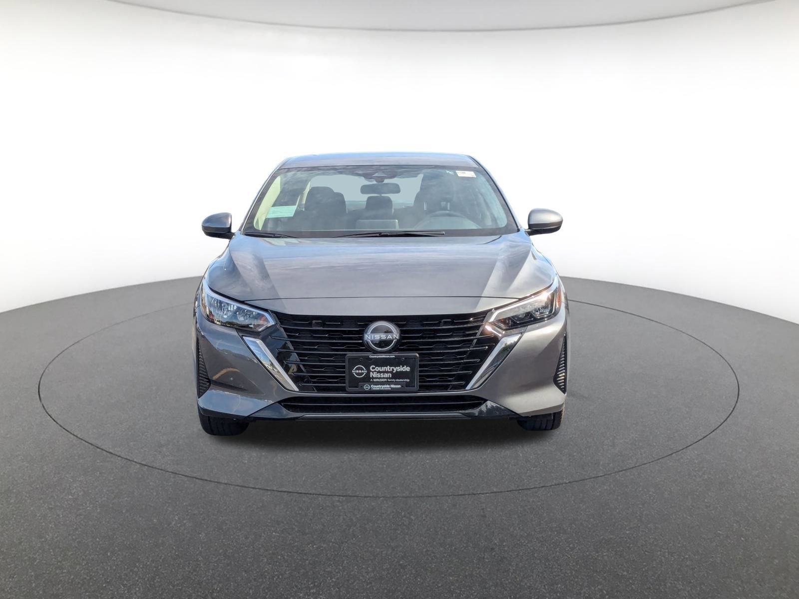 2025 Nissan Sentra SV photo 2