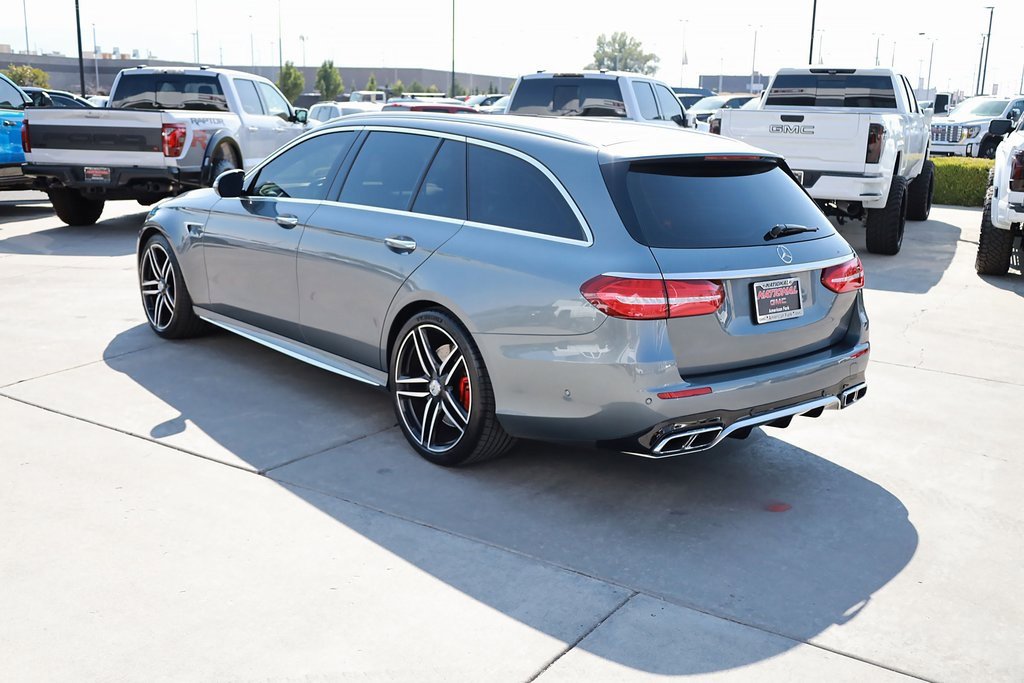 2019 Mercedes Benz E AMG 63 4MATIC photo 4