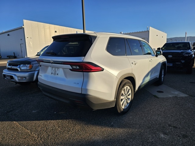 2024 Toyota Highlander Hybrid XLE photo 5