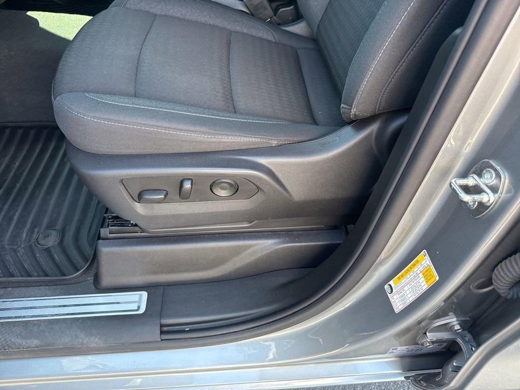 2024 Chevrolet Silverado 1500 LT photo 17