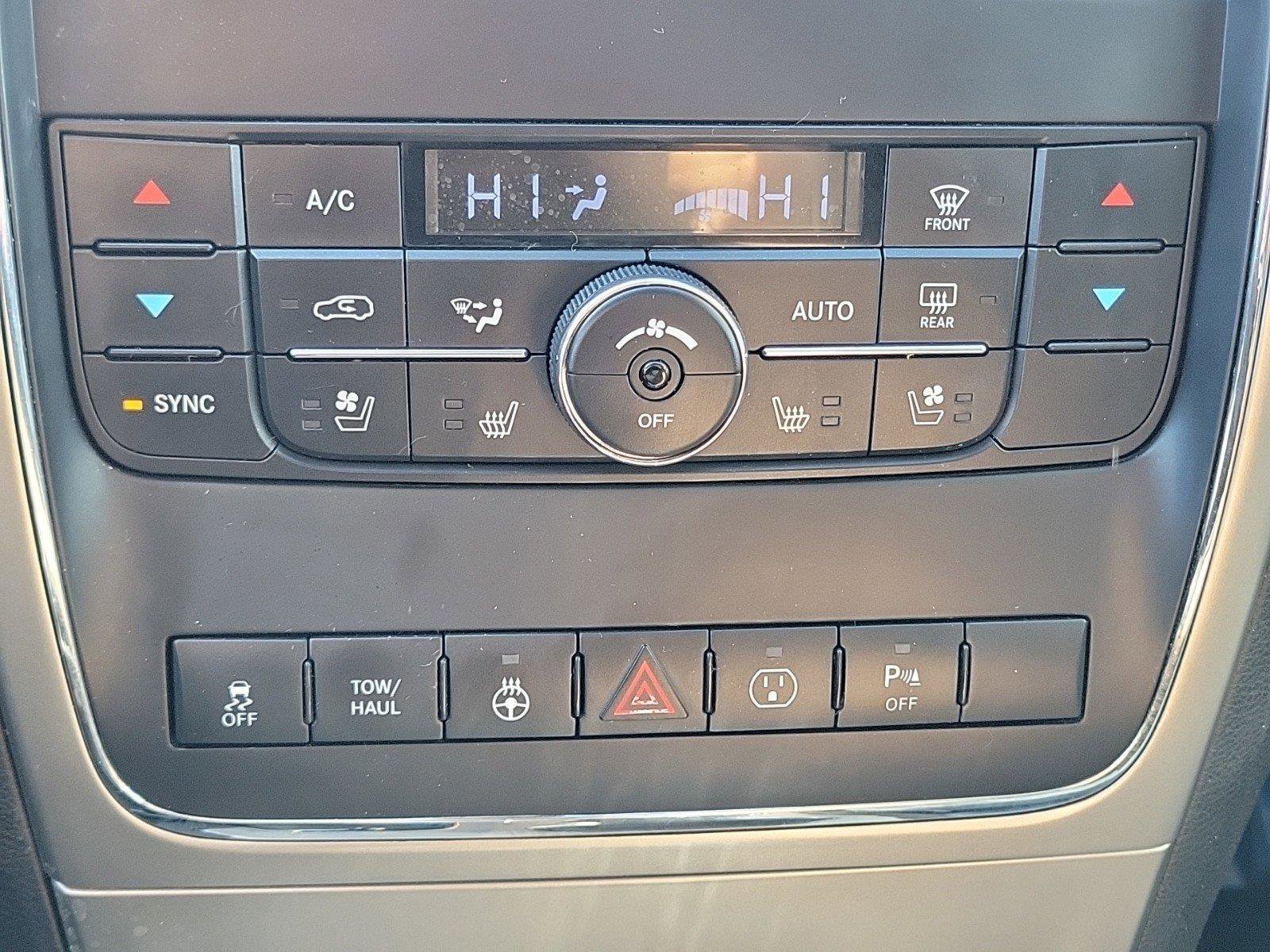 2013 JEEP GRAND CHEROKEE - Image 24