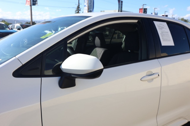 2023 Toyota Corolla LE photo 10