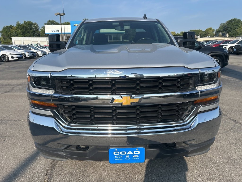 2018 Chevrolet Silverado 1500 LT photo 9