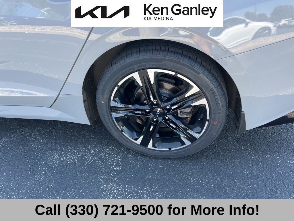 2023 Kia K5 GT-Line photo 22