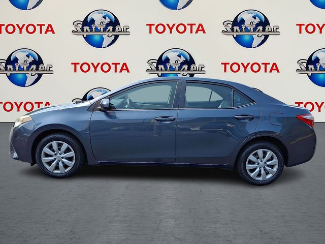 2016 Toyota Corolla LE photo 4