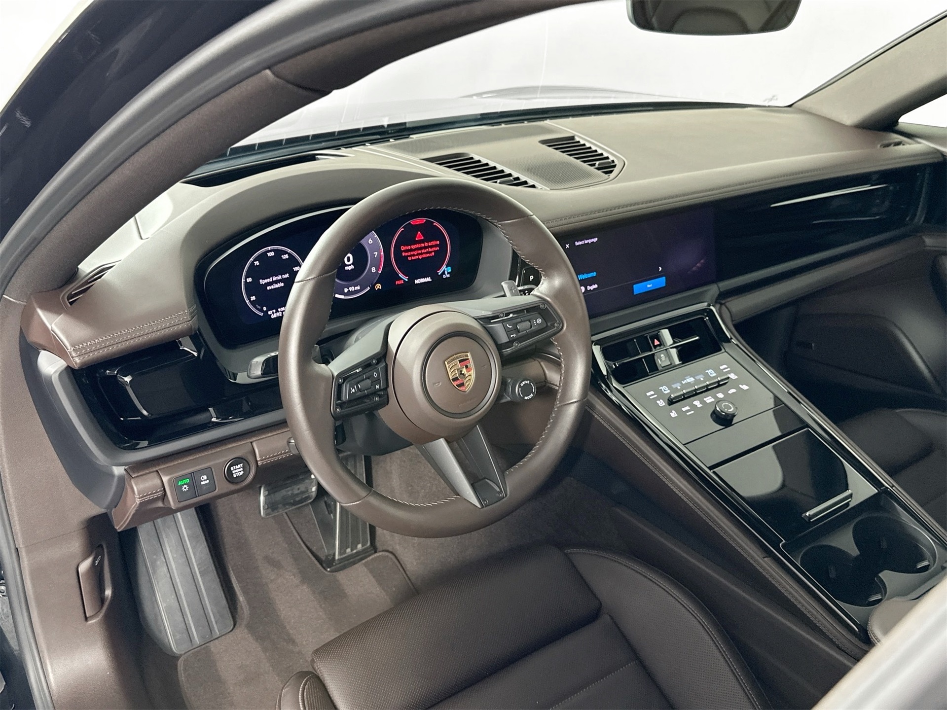 2025 Porsche Panamera 4 photo 4
