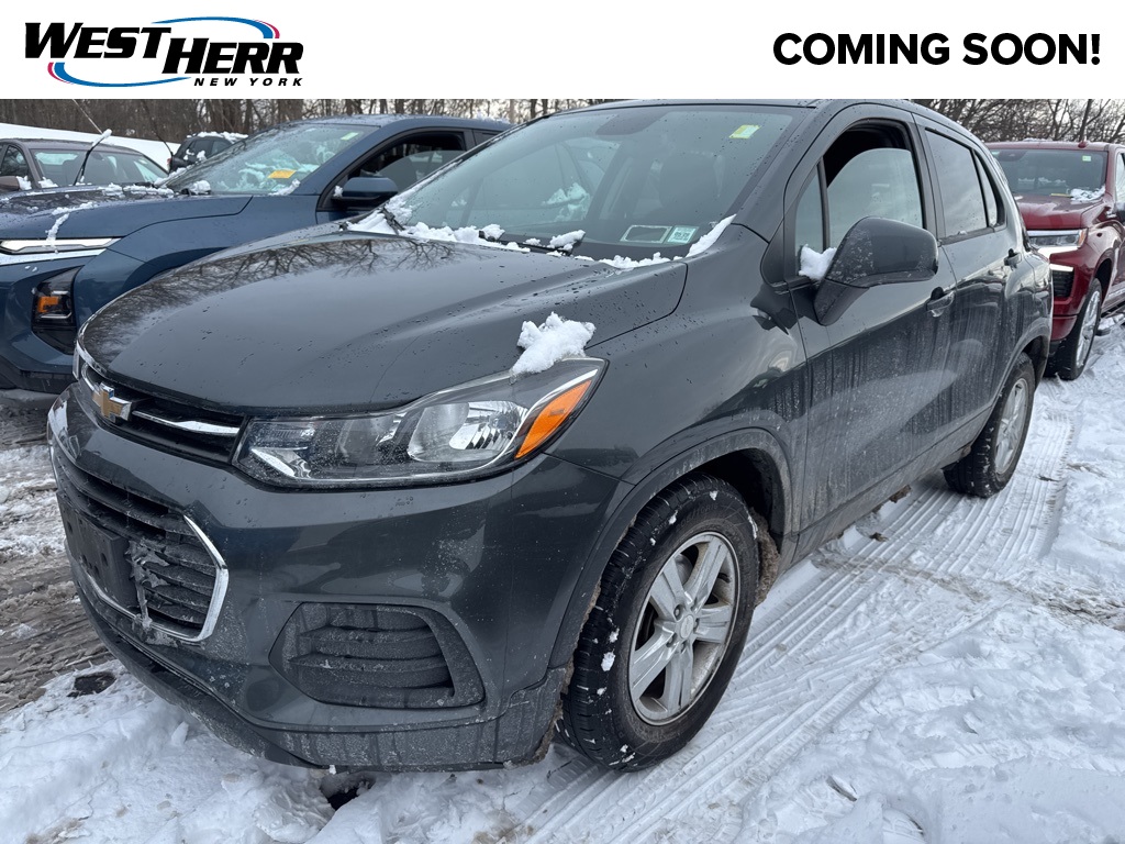 2020 Chevrolet Trax LS's photo