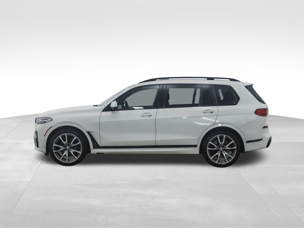 Used 2021 BMW X7 M50i with VIN 5UXCX6C09M9E01458 for sale in Minneapolis, Minnesota