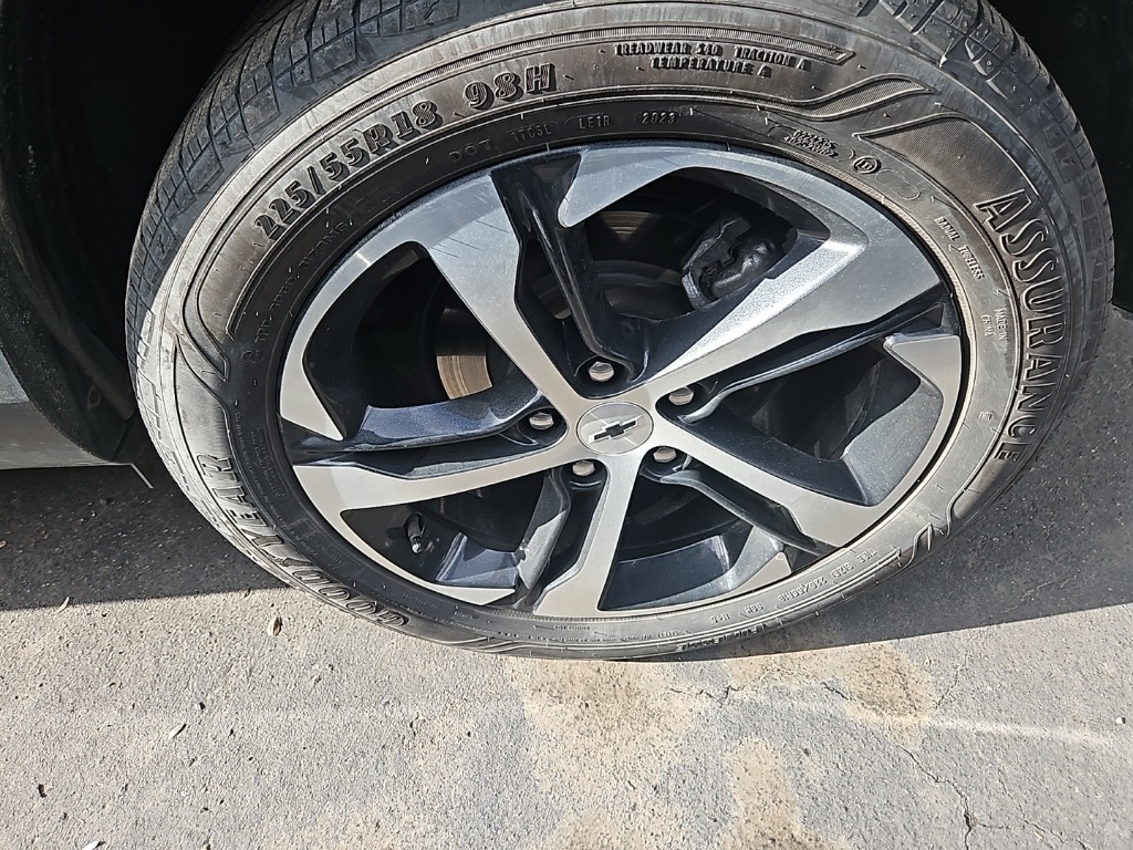 2024 Chevrolet Trax photo 3