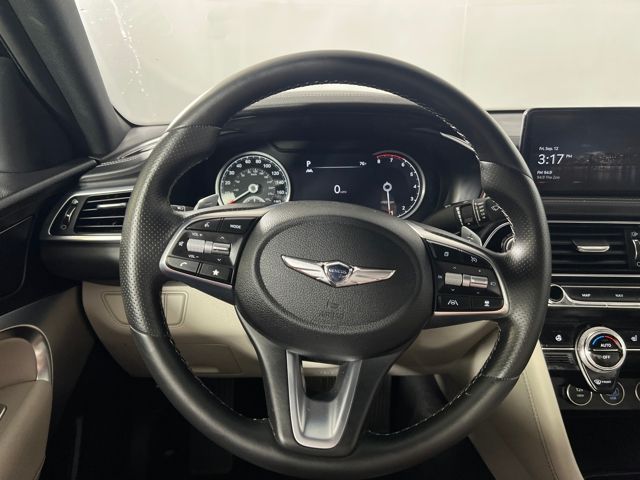 2023 Genesis G70 2.0T photo 3