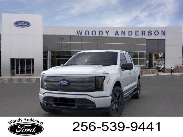 2025 Ford F-150 Lightning photo 2